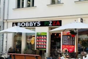 Bobby&rsquo;s Pizza