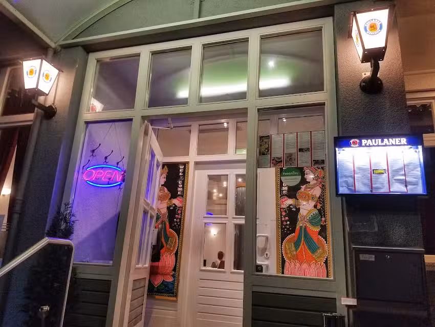 Bollywood Indian Restaurant