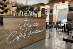 Bonate Cafe Restaurant