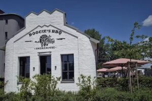BOOGIE&rsquo;S BBQ SMOKEHOUSE