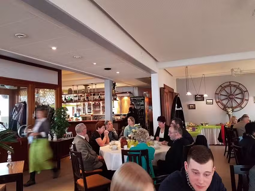 Bootshaus Blumenthal Restaurant mit Weserblick