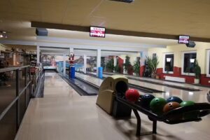 Bowlero &ndash; Bowling und Kegeln