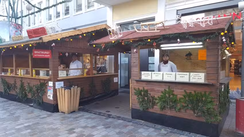 Bratwurststand J&uuml;rgens in der Weihnachtszeit