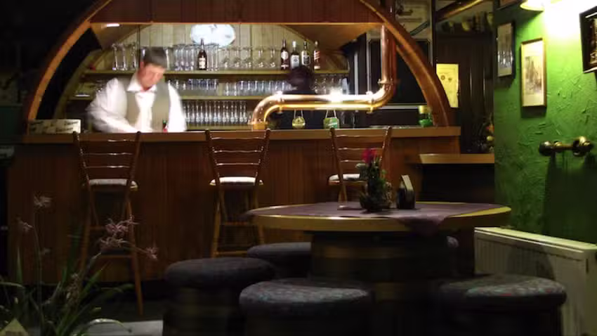 Brauerei-Gasthaus-Kegelbahn