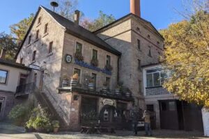 Br&auml;ust&uuml;bl, Waldschloss-Brauerei