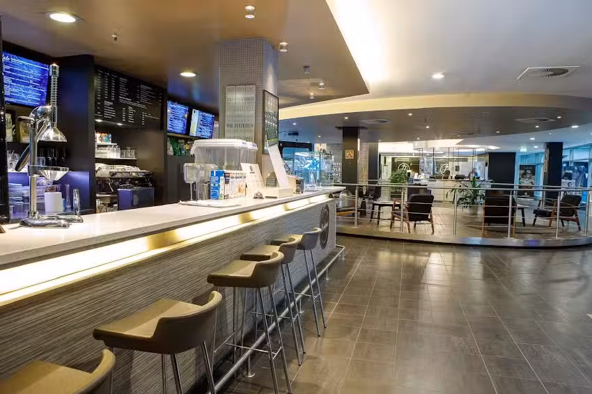 Breakfood (Im Holmes Place)