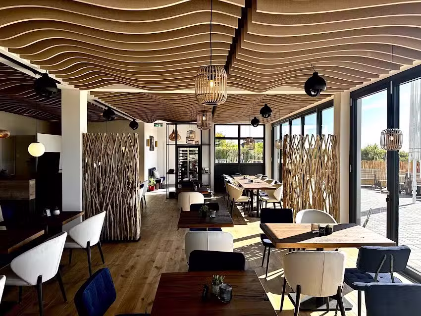 BREEZE Restaurant Bliesdorf