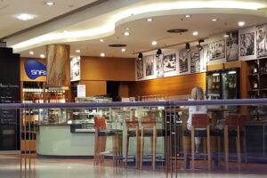 Breuninger Bistro snax