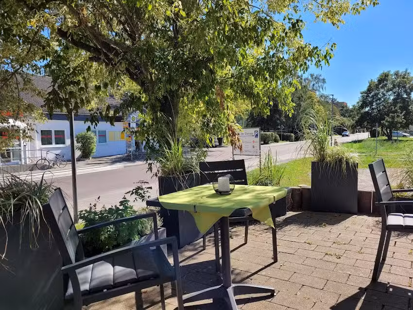 BRIKKEN &ndash; Bioladen, Bistro & Caf&eacute;