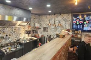 Broasters Fried Chicken & Burgers