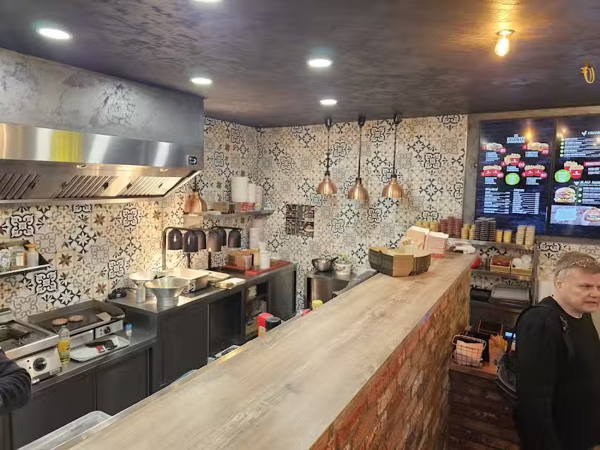 Broasters Fried Chicken & Burgers