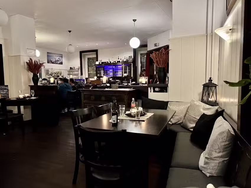 Brot & Olive Restaurant &ndash; D&uuml;sseldorf