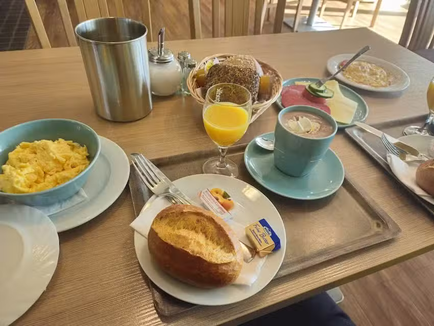Br&uuml;cken Caf&eacute;
