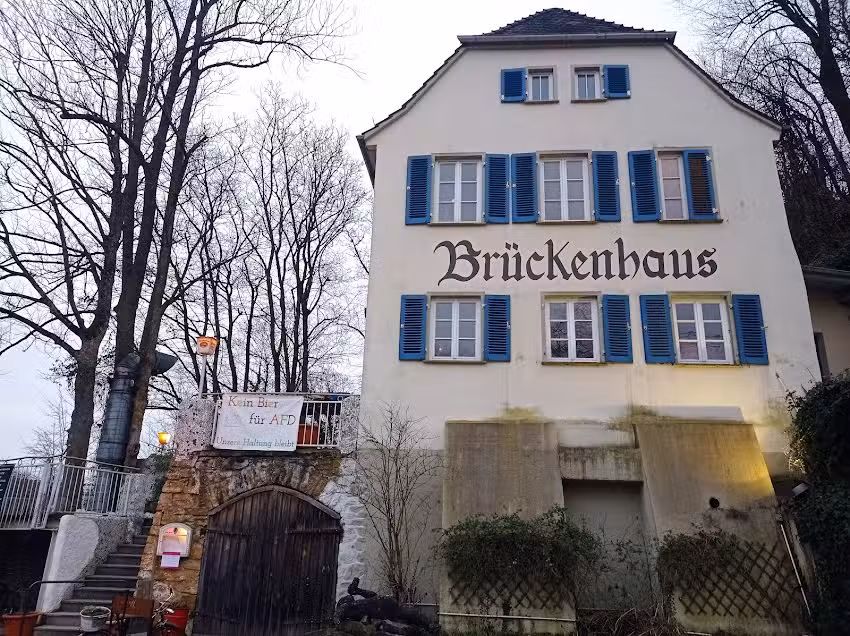 Br&uuml;ckenhaus &ndash; Kulturgastronomie am Neckar
