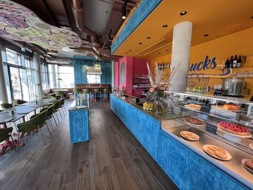 Brucks Restaurant & Café