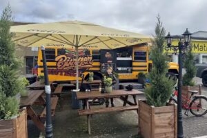 BURGER DISTRICT FoodTruck