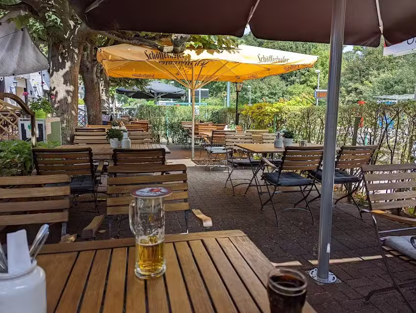 Buschhausen am Aaper Wald