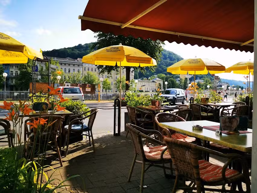 C&rsquo;est La Vie Restaurant & Eiscafe