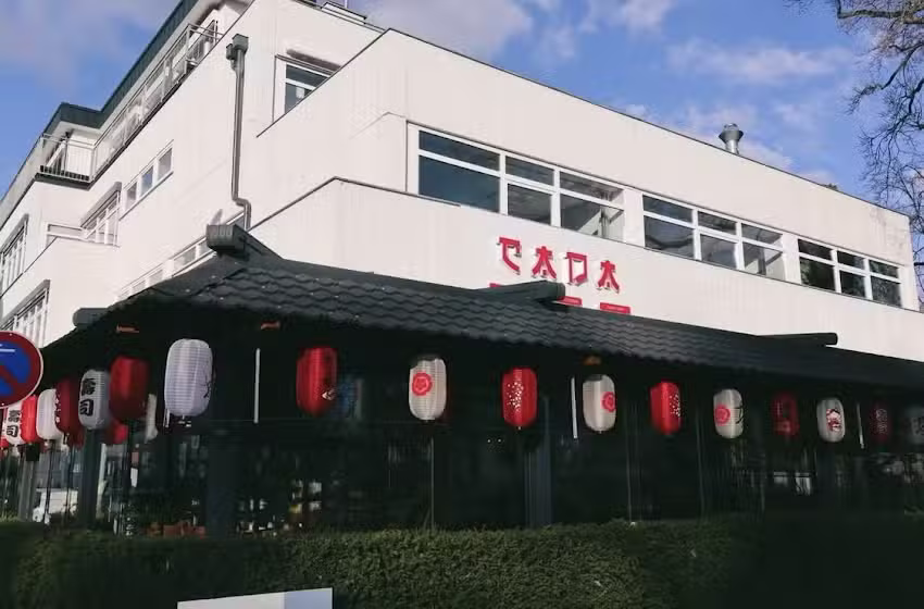 Cada Restaurant