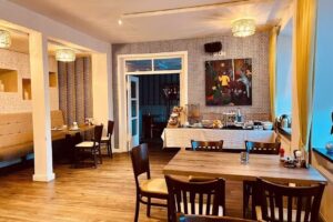 Caesaro-Pizzeria-Hotel