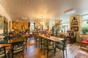 Café Arthaus mit Biergarten