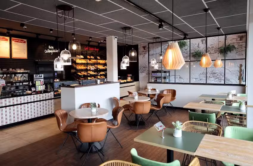 Caf&eacute; B&auml;cker Mayer Linsenhofen