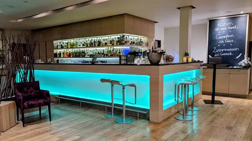 Caf&eacute; | Bar | Restaurant KONRAD&rsquo;s
