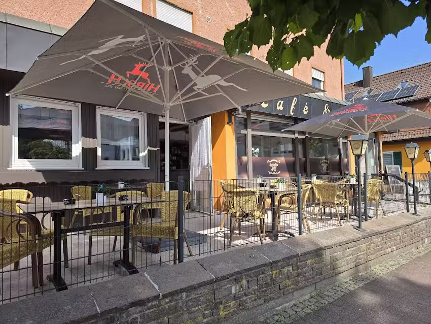 Caf&eacute; & Bar SU