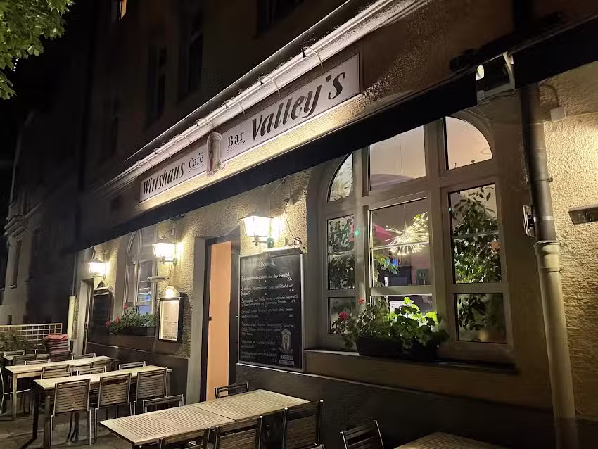 Café & Bar | Wirtshaus Valley’s | München