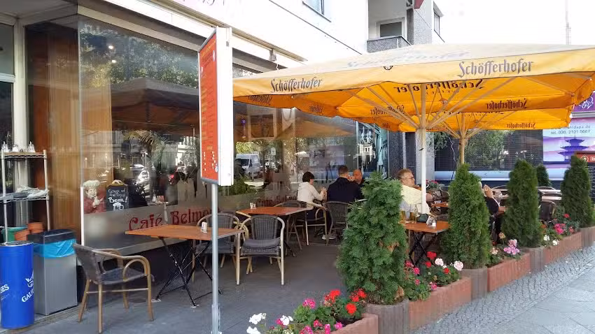 Caf&eacute; Belmont