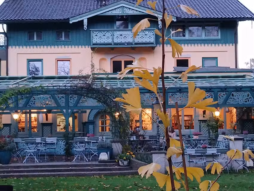 Caf&eacute; Bihler- Villa Mina