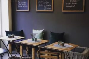 Café & Bistro B94