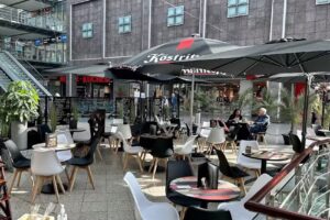 Caf&eacute; Bistro Bonjour