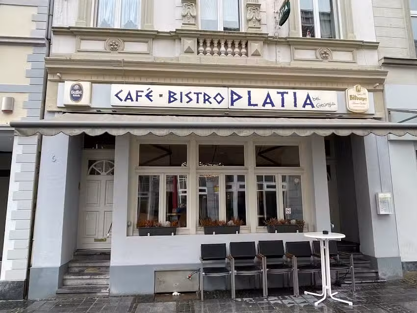 Caf&eacute;-Bistro Platia