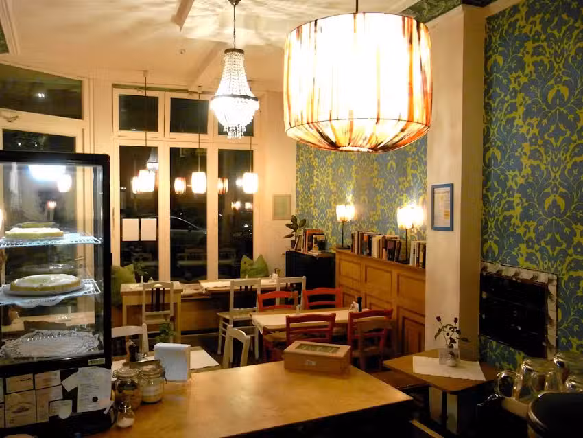 Caf&eacute; Bistro Sm&ouml;gen