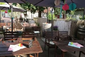 Caf&eacute; Bistro XS