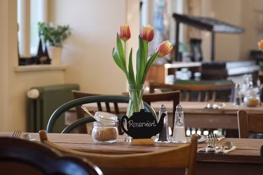 Caf&eacute; Bruno &ndash; Glanz&Bohne GmbH