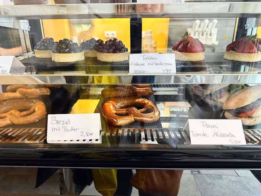 Caf&eacute; FREUNDlich &ndash; Vegetarisch & Vegan