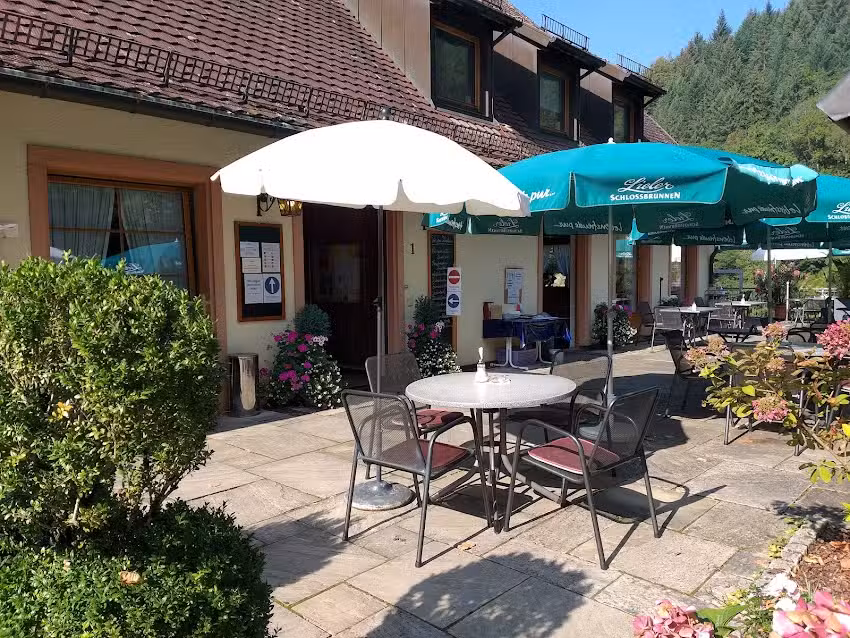Caf&eacute;-Gasthof zum Kreuz