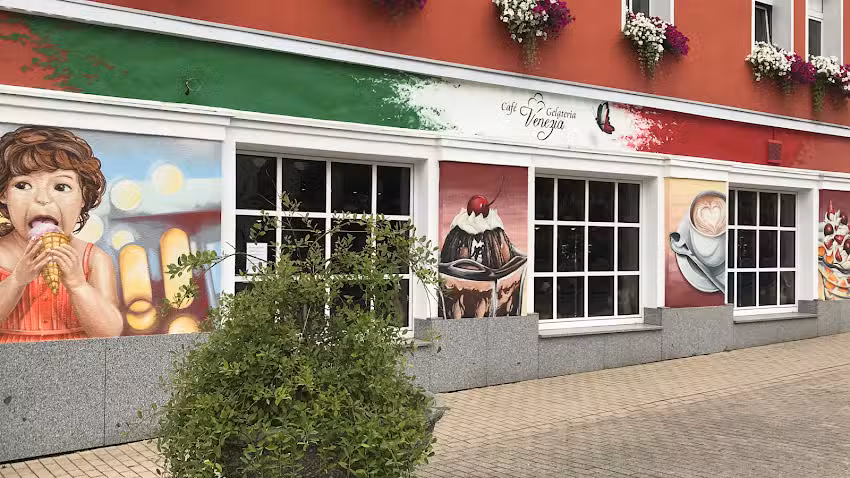 Caf&eacute; & Gelateria Venezia