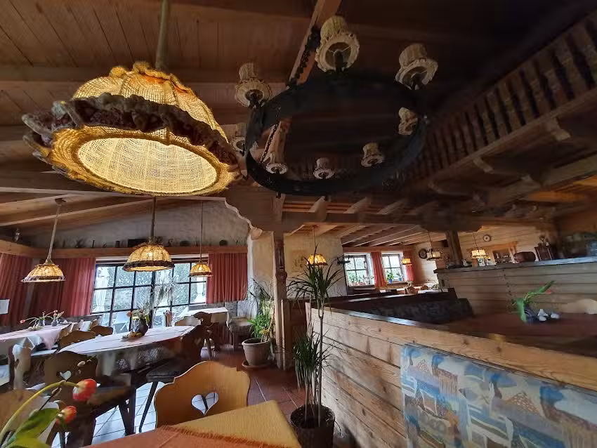 Cafe-Grill-Restaurant Zur Ziegelh&uuml;tt&rsquo;n
