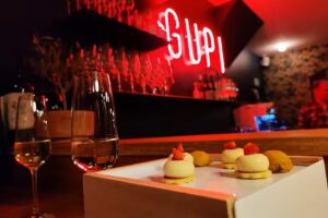 Café Gupi – Weinbar