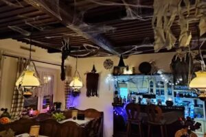 Cafe Gute Quelle &ndash; Katrin S&ouml;lle