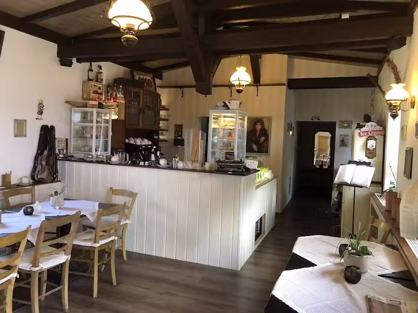 Cafe im alten Bahnhof &ndash; Katha&rsquo;s Kitchen