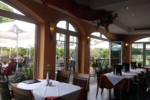 Café Im Garten Eden