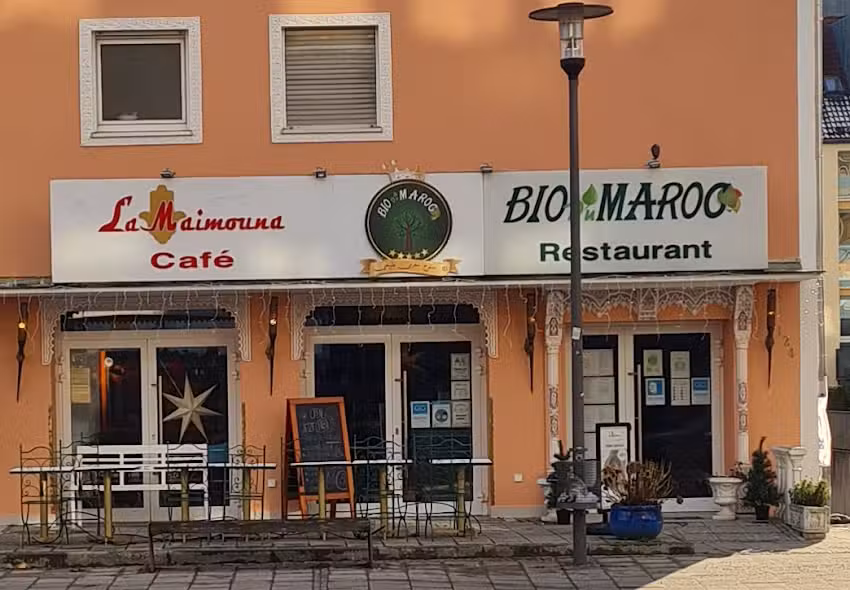 Caf&eacute; LaMaimouna