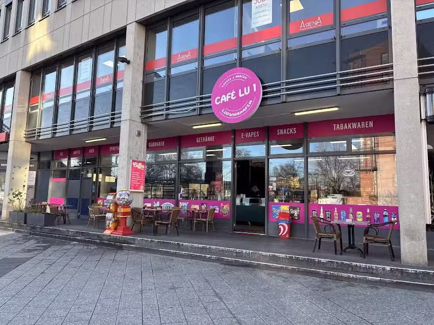 Caf&eacute; LU Bistro