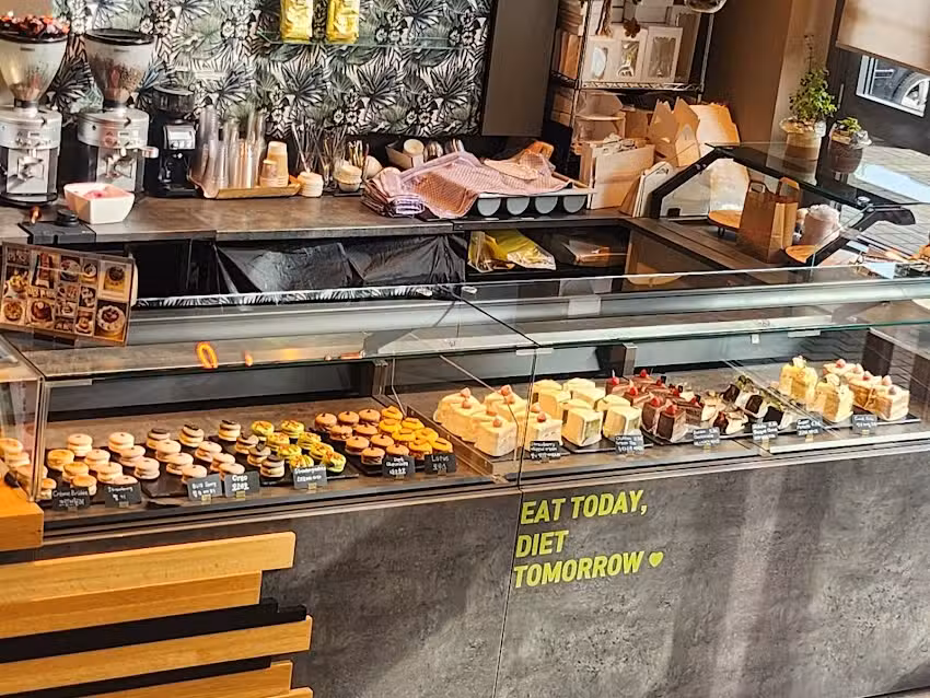 Caf&eacute; mayi,m 마임