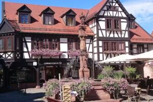 Caf&eacute; Midde Noi