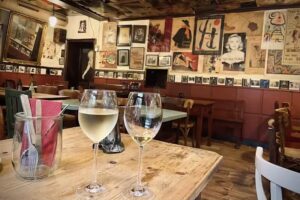 Caf&eacute; Modigliani
